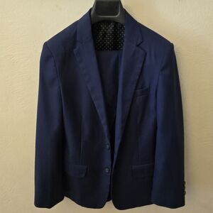 Van Heusen Suit